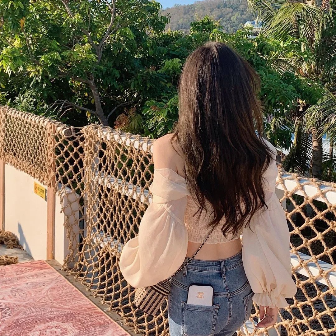 玄学老祖驾到，真千金重整家族荣耀