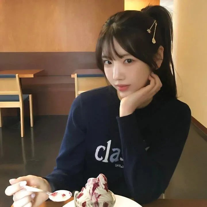 分手后，歌坛天后要和我谈恋爱